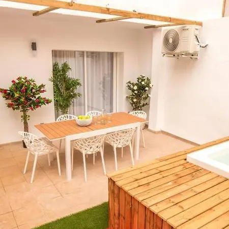 Holiday home Casa 8 Personas Con Jardin Palafolls