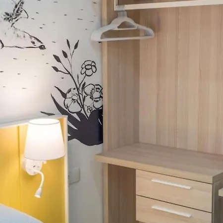 Holiday home Casa 8 Personas Con Jardin