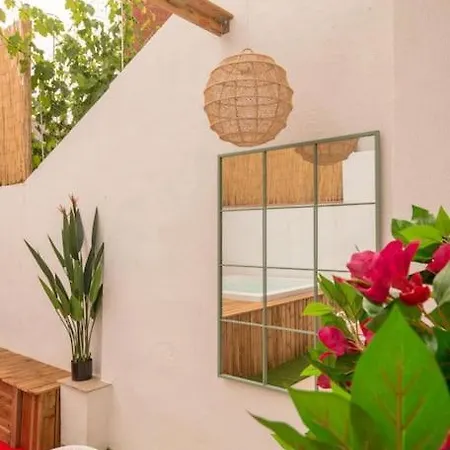 Holiday home Casa 8 Personas Con Jardin