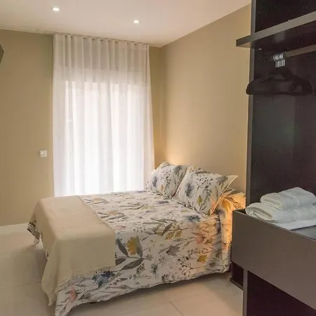 Holiday home Casa 8 Personas Con Jardin *
