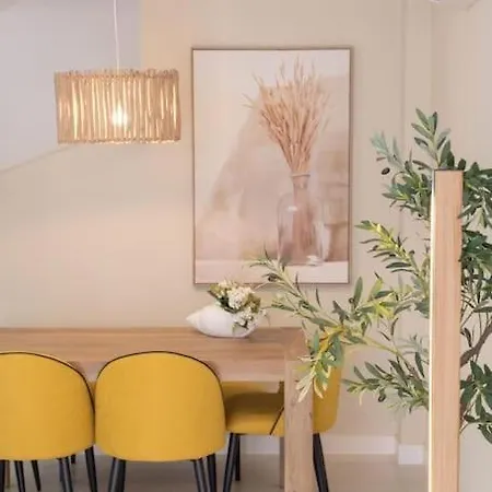 Holiday home Casa 8 Personas Con Jardin *