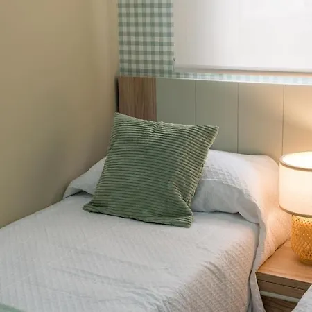 Casa 8 Personas Con Jardin Palafolls