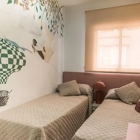 Holiday home Casa 8 Personas Con Jardin